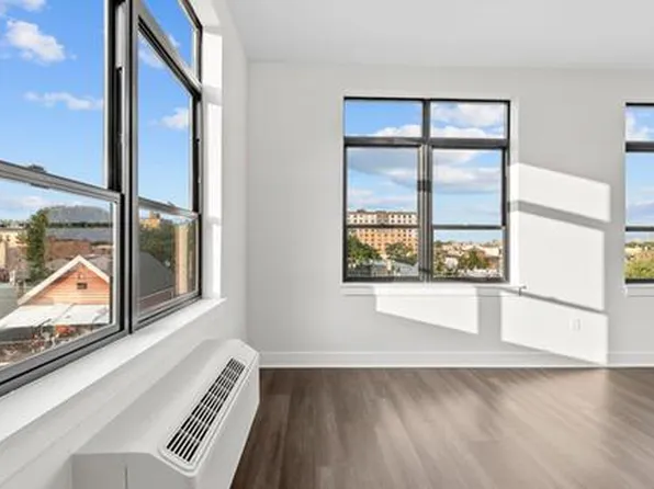 121 34th Street image 95 of 213