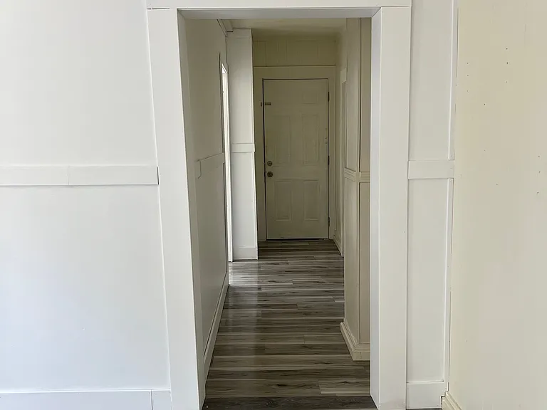 16-20 Lake St #2 — Photo 3