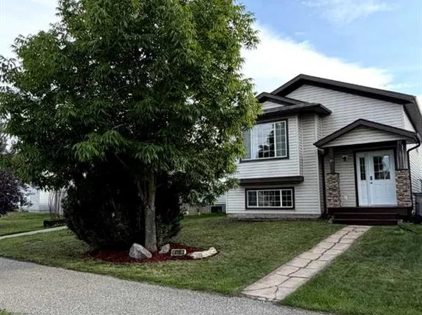 116 NE Pinnacle Blvd, Grande Prairie, AB T8W 2V7