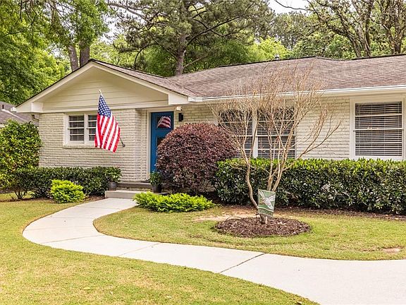 3rd image of 2443 Hunting Valley Dr