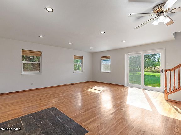 3rd image of 9025 N Finucane Dr