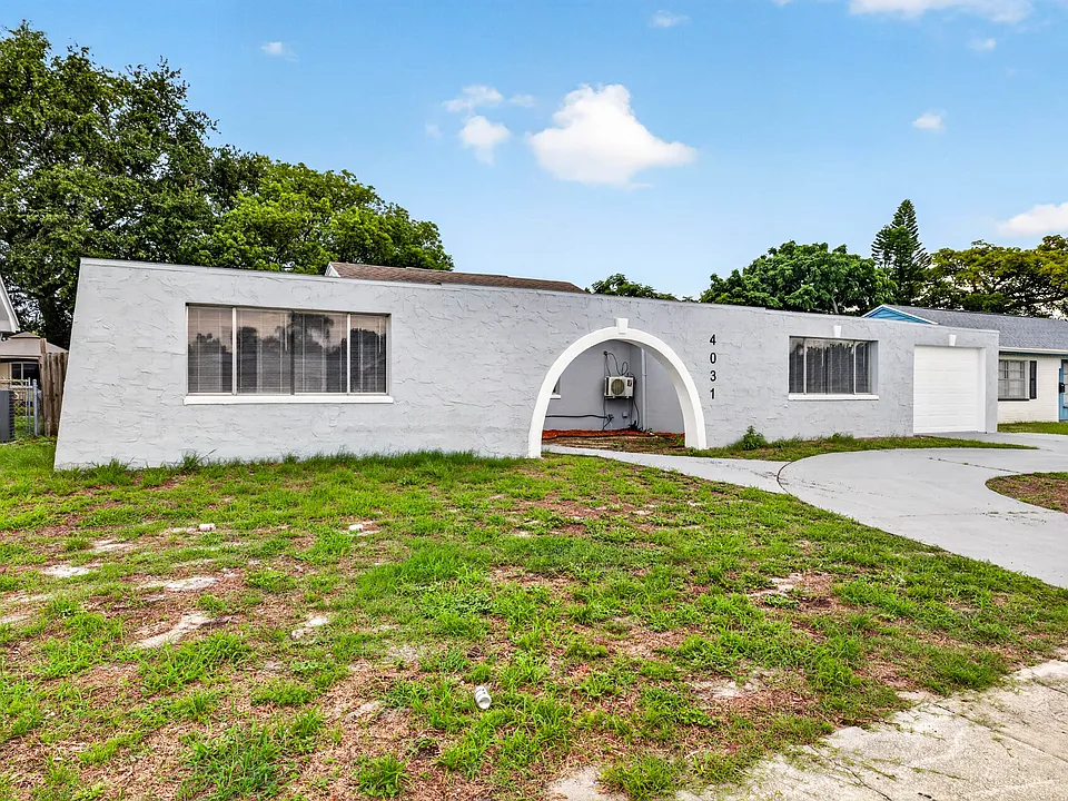 4031 Grayton Dr