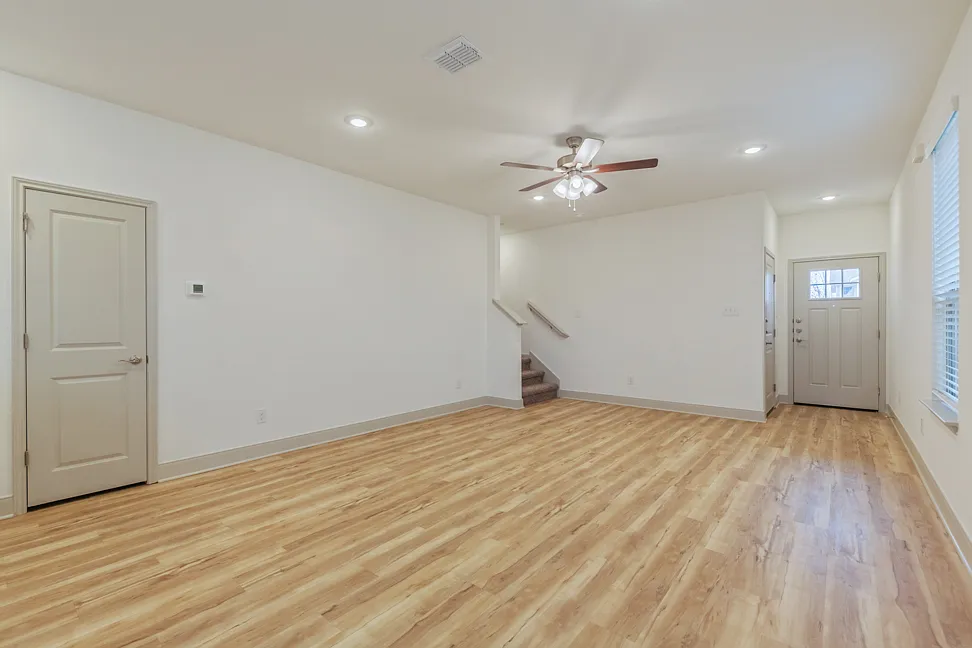 7612 Briarwood Pass — Photo 4