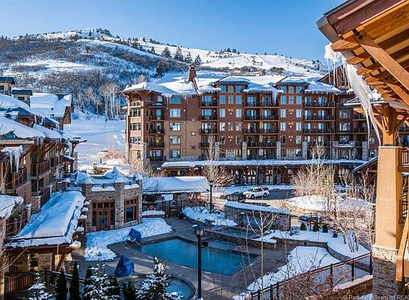 3rd image of 3558 N Escala Ct #447