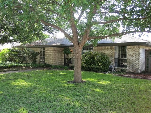1st image of 2524 Skiles Dr