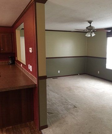 4th image of 498 Evins Ln