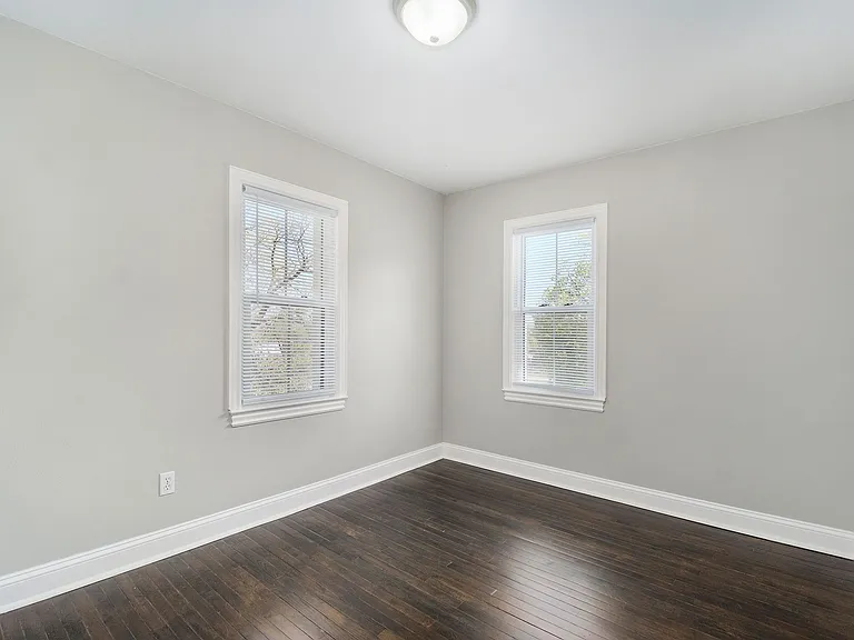 Westnedge Hills Apts — Photo 53