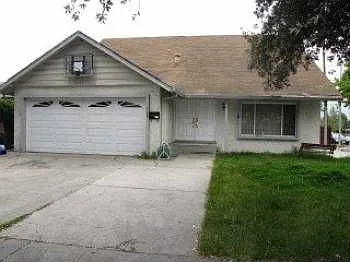 1103 Moraes Ct photo 1