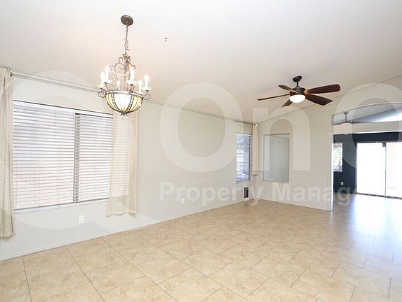 5th image of 1240 W Aspen Ave