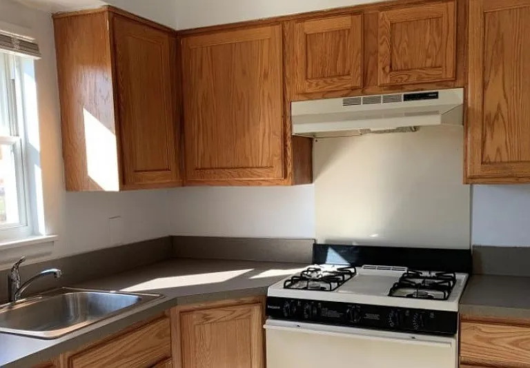 134 W Ridgewood Ave — Photo 4