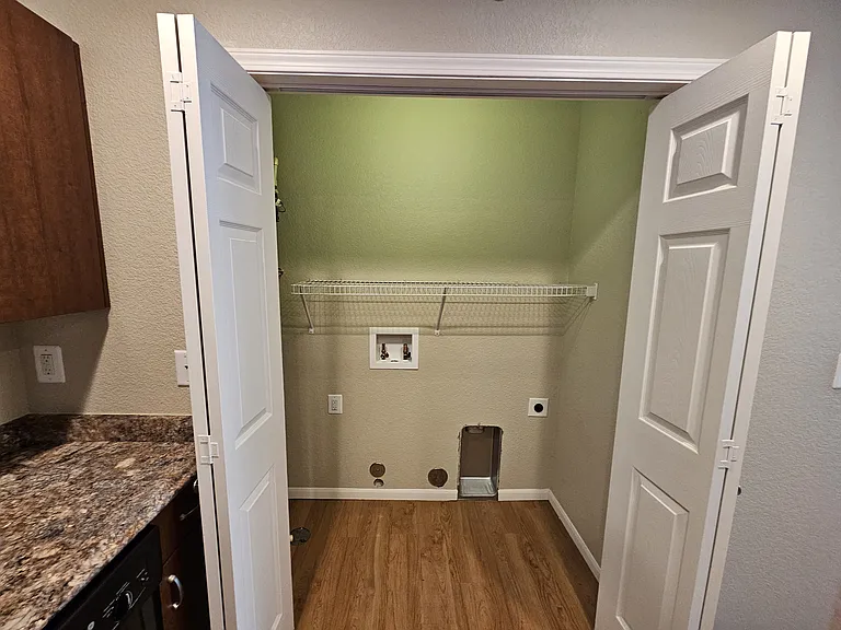 Grandview Meadows — Photo 34