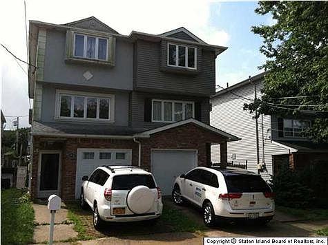 1st image of 18 Bosworth St