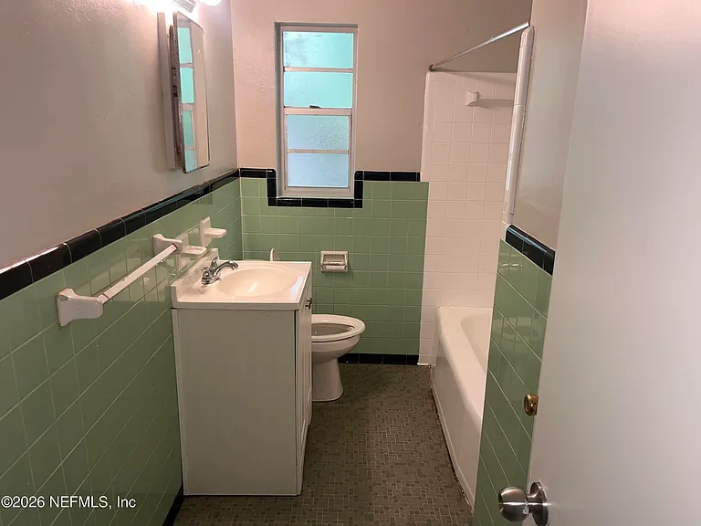 6560 Barmer Dr S — Photo 10