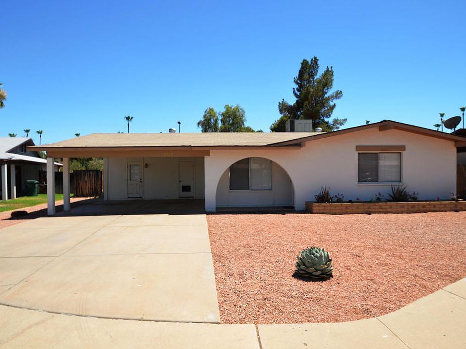 1st image of 2363 W Jacinto Ave