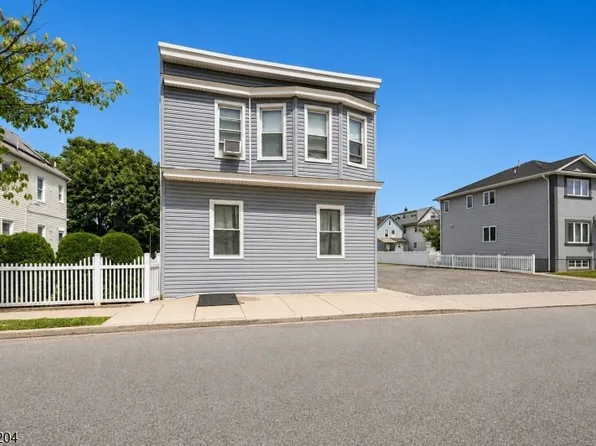 25 Grunwald St, Clifton City, NJ 07013