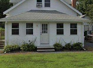 241 Mattakeesett St, Pembroke, MA 02359
