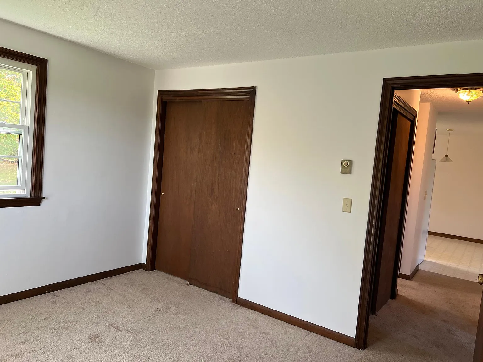 2 bed, 1000 sqft, $1,650 — Photo 4