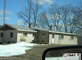 8101 Sweeter Rd, Twin Lake, MI 49457