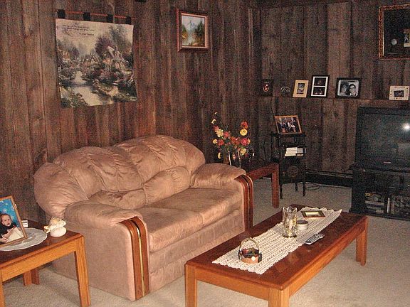 Grade Level LivingRoom