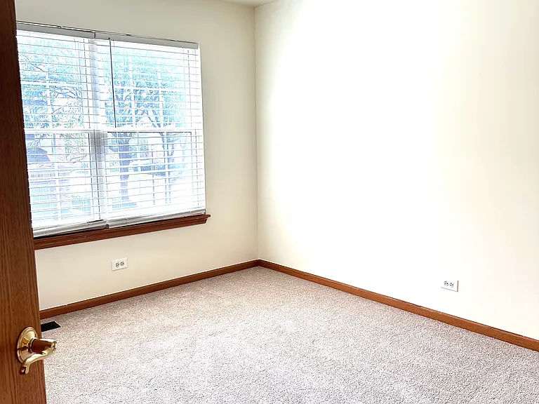 315 Bay Dr — Photo 15