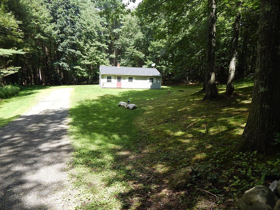 2nd image of 123 Baker Rd