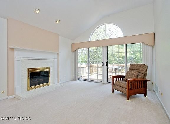 4th image of 1937 Dunhill Ct #85