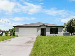 6006 Paula Ave N, Lehigh Acres, FL 33971