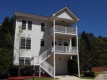 1st image of 794 Gardenside Cir SE