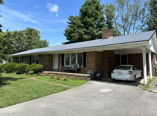 508 Weakley Creek Rd, Lawrenceburg, TN 38464