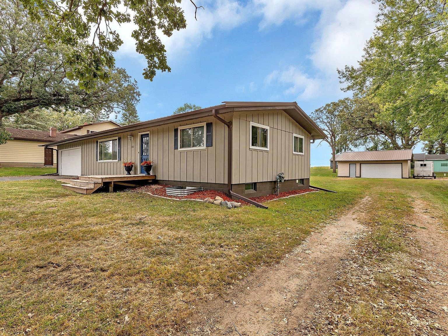 1011 2nd St N, Brownton, MN 55312 MLS 6428426 Zillow