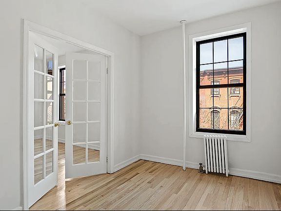 3rd image of 192 Sackett St #2F