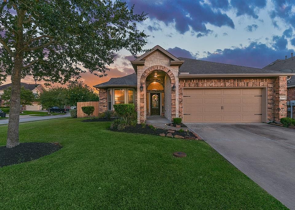 1st image of 2899 Milano Ln