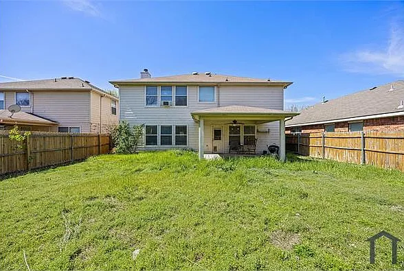 5 bed, 3092 sqft, $3,954 — Photo 3