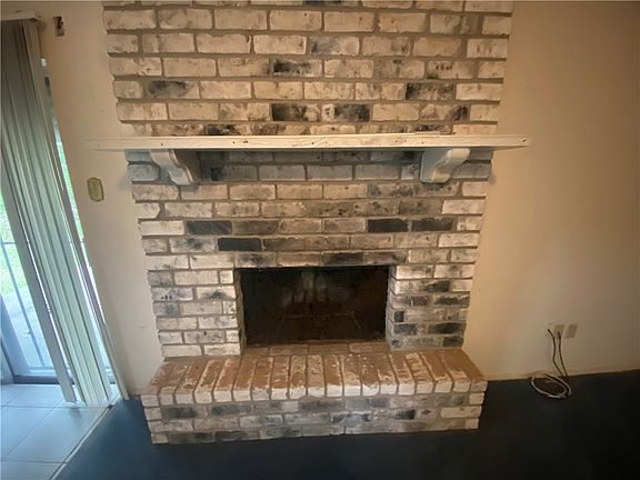 5th image of 3710 Mendenhall Dr