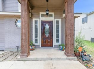 2601 Highcloud Dr, Lockhart, TX 78644
