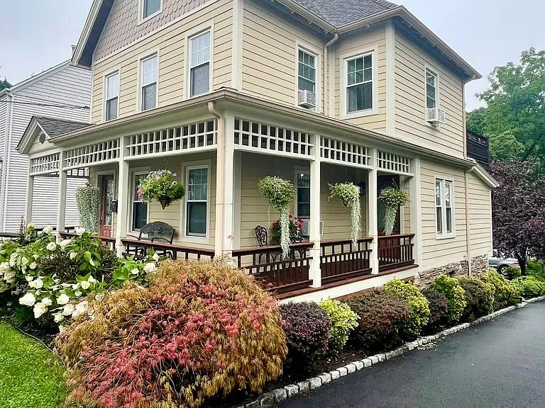 71 N Midland Ave — Photo 19