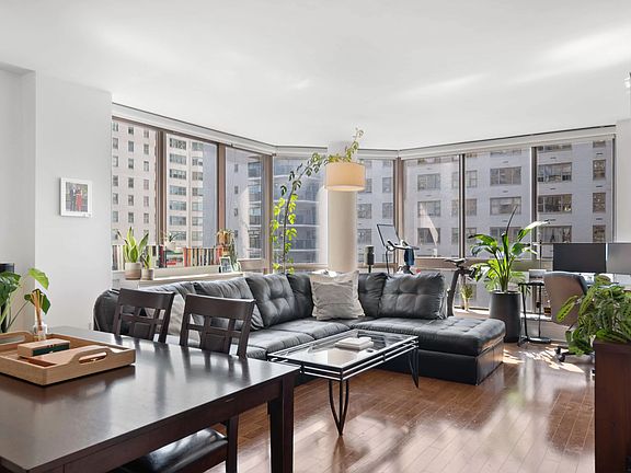 2nd image of 300 E 64th St APT 9D