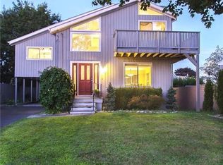 57 Newell Pl, Fairfield, CT 06824