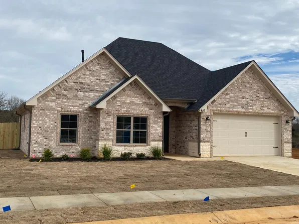 416 Grace Ave, Lindale, TX 75771