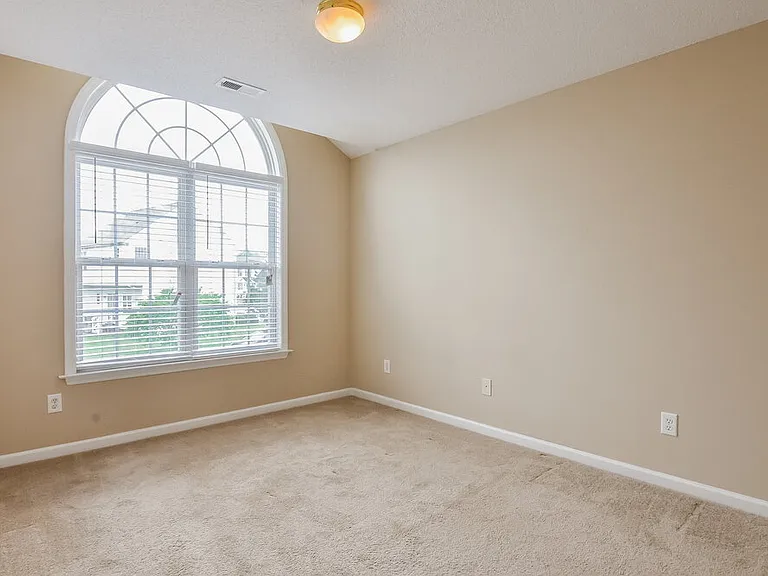 2232 Castle Pines Dr — Photo 13