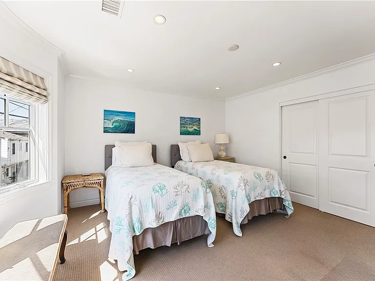 115 Topaz Ave — Photo 32