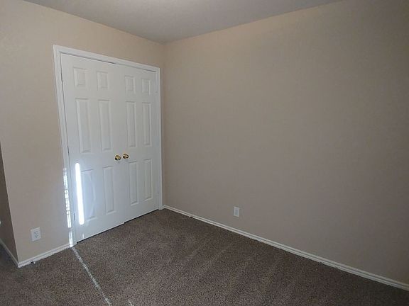 2nd image of 4151 Saint Charles Bay