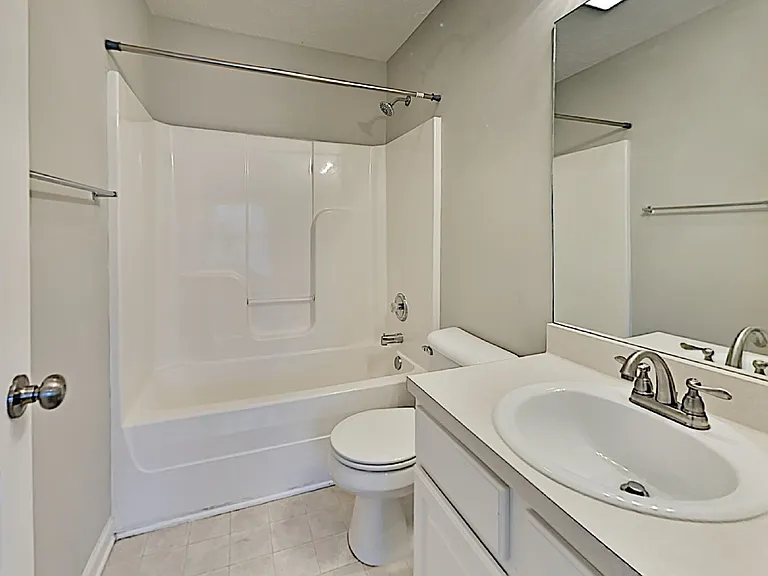 213 Shadow Glen Dr — Photo 19