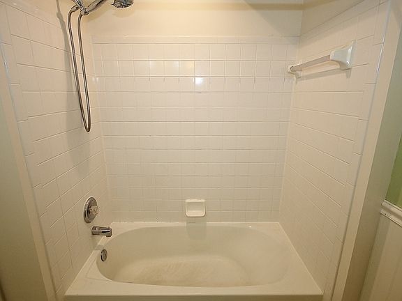 5th image of 7515 Snowpea Ct #162