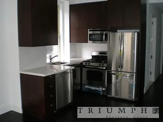 Rented by Triumph Property Group | media 14