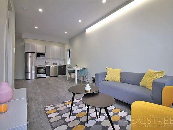 3rd image of 446 Gates Ave #4