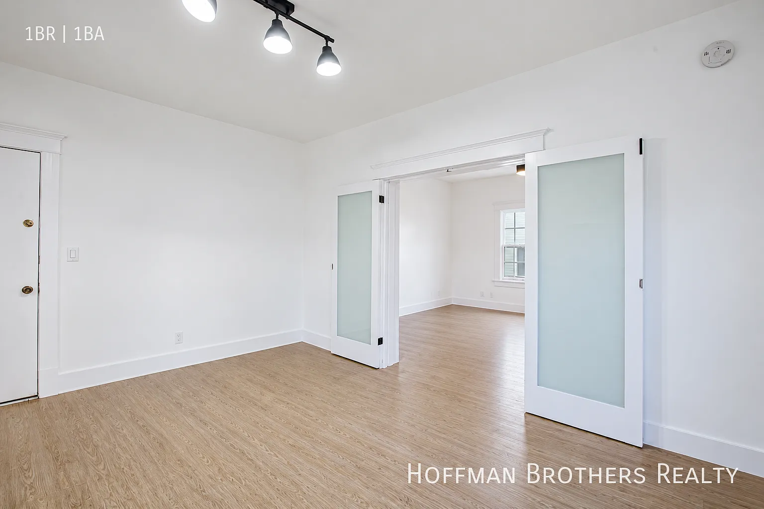 1934 New England St Los Angeles, CA 90007 — Photo 4