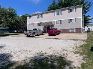 602 Pickett St APT 2, Fisher, IL 61843