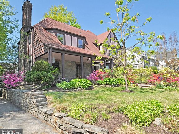3rd image of 522 Brookfield Rd