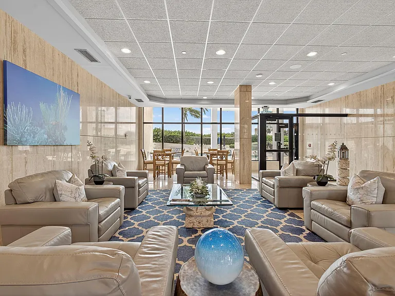 9650 S Ocean Dr #302 — Photo 28